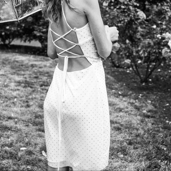 Formal or Prom ~ knee length ~ white dress ~ size small - Picture 2 of 5